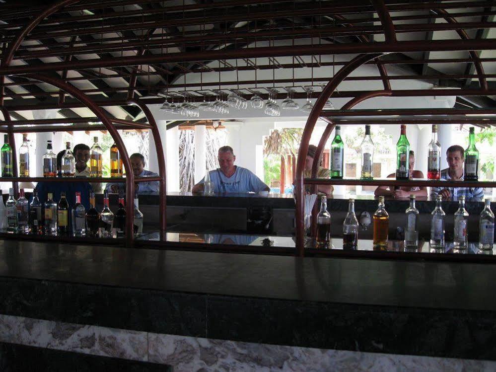 Kosgoda Beach Resort Eksteriør bilde